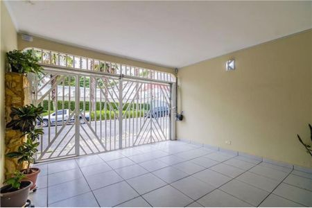 Casa à venda com 60m², 3 quartos e 1 vaga