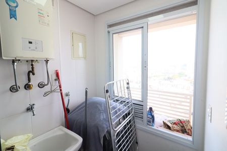 Apartamento à venda com 60m², 2 quartos e 2 vagasCozinha e Área de Serviço