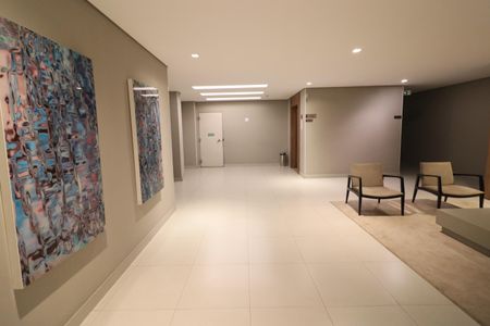 Apartamento à venda com 60m², 2 quartos e 2 vagasÁrea comum - Hall de entrada