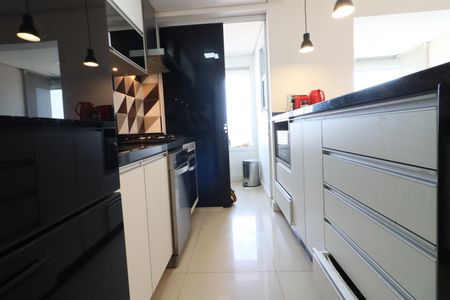 Apartamento à venda com 60m², 2 quartos e 2 vagasCozinha e Área de Serviço