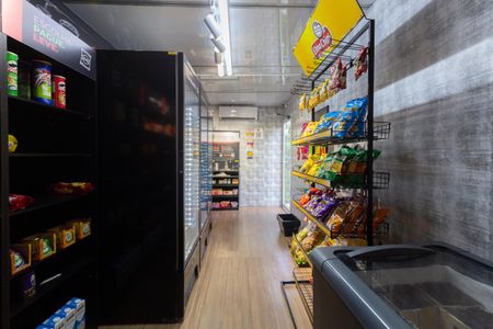 Apartamento à venda com 44m², 2 quartos e 1 vaga Apartamento à venda com 44m², 2 quartos e 1 vagaÁrea Comum - Mini Mercado