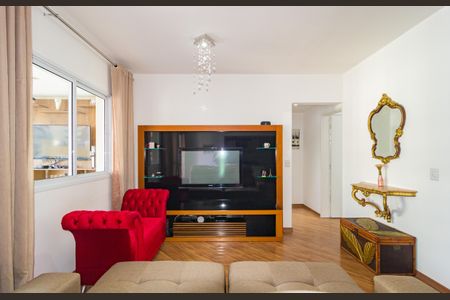 Apartamento à venda com 92m², 2 quartos e 2 vagas Apartamento à venda com 92m², 2 quartos e 2 vagasSala