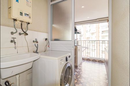 Apartamento à venda com 92m², 2 quartos e 2 vagas Apartamento à venda com 92m², 2 quartos e 2 vagasÁrea de Serviço