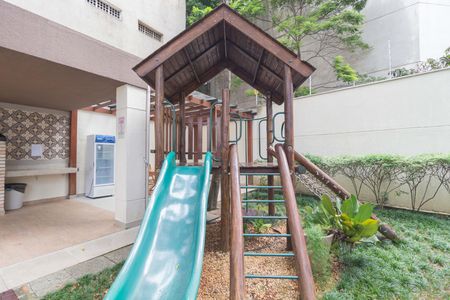 Apartamento à venda com 92m², 2 quartos e 2 vagas Apartamento à venda com 92m², 2 quartos e 2 vagasPlayground