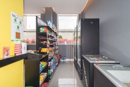 Apartamento à venda com 92m², 2 quartos e 2 vagas Apartamento à venda com 92m², 2 quartos e 2 vagasMini Mercado