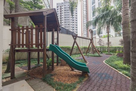 Apartamento à venda com 92m², 2 quartos e 2 vagas Apartamento à venda com 92m², 2 quartos e 2 vagasPlayground