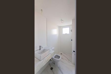 Apartamento à venda com 63m², 2 quartos e 1 vagaBanheiro da Suíte 2