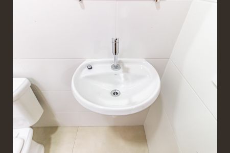 Apartamento à venda com 411m², 4 quartos e 8 vagasBanheiro da Suíte 2