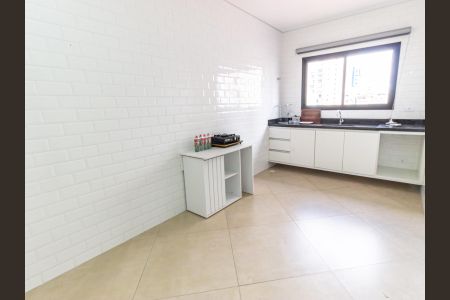 Apartamento à venda com 411m², 4 quartos e 8 vagasCozinha