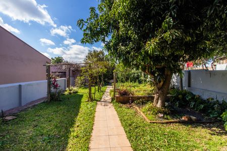 Casa à venda com 181m², 4 quartos e 3 vagas Casa à venda com 181m², 4 quartos e 3 vagasPátio