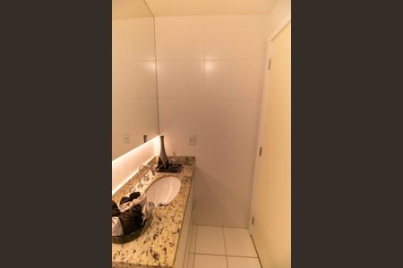 Apartamento à venda com 196m², 3 quartos e 2 vagasBanheiro Social