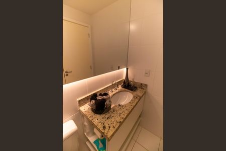 Apartamento à venda com 196m², 3 quartos e 2 vagasBanheiro Social