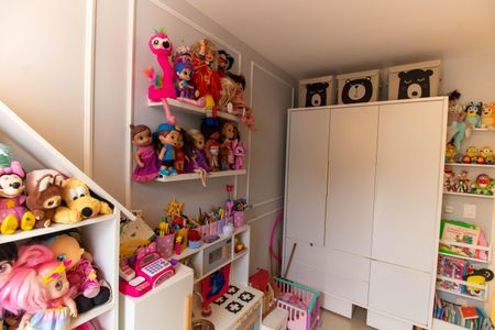 Apartamento à venda com 196m², 3 quartos e 2 vagasQuarto 