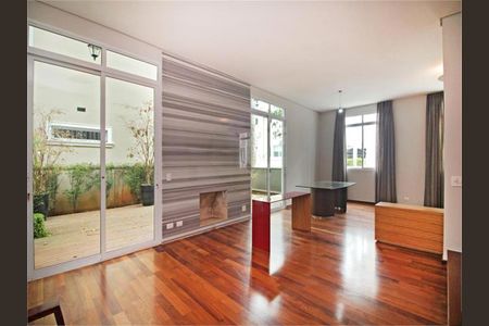 Casa à venda com 3 quartos, 382m² em Brooklin, São Paulo