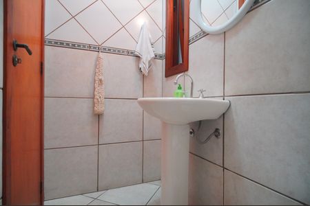 Casa à venda com 150m², 3 quartos e 2 vagasBanheiro 2