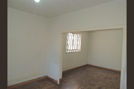 Casa à venda com 3 quartos, 150m² em Vila Cordeiro, São Paulo