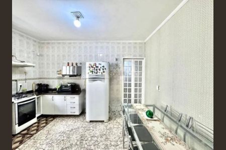 Casa à venda com 288m², 3 quartos e 2 vagas