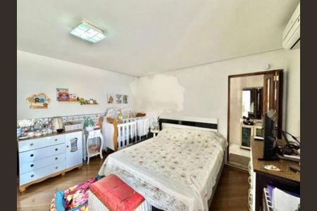 Casa à venda com 3 quartos, 288m² em Chácara Santo Antônio (Zona Leste), São Paulo