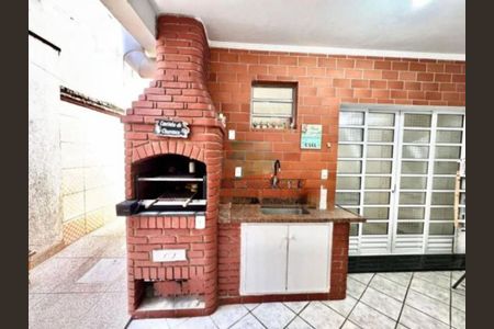 Casa à venda com 288m², 3 quartos e 2 vagas