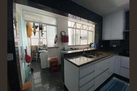 Apartamento à venda com 279m², 4 quartos e 1 vaga