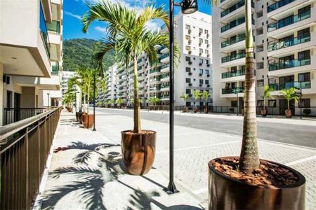 Apartamento à venda com 65m², 2 quartos e 1 vaga