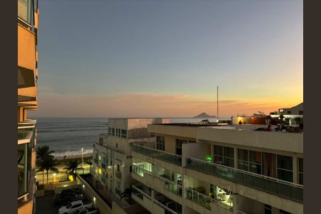 Apartamento à venda com 56m², 1 quarto e 1 vaga