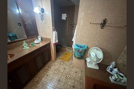 Apartamento à venda com 270m², 5 quartos e 2 vagas