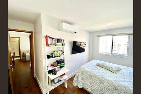 Apartamento à venda com 131m², 3 quartos e 2 vagas