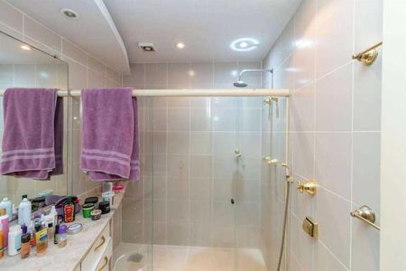 Apartamento à venda com 198m², 4 quartos e 1 vaga