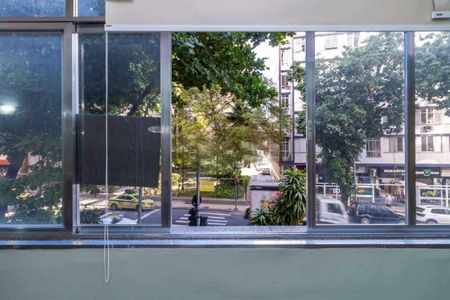 Apartamento à venda com 198m², 4 quartos e 1 vaga