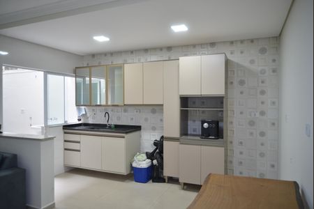 Apartamento à venda com 69m², 2 quartos e 1 vagaCozinha