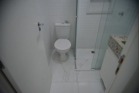 Apartamento à venda com 69m², 2 quartos e 1 vagaBanheiro Social