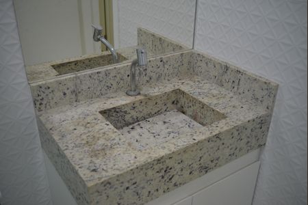 Apartamento à venda com 69m², 2 quartos e 1 vagaBanheiro Social