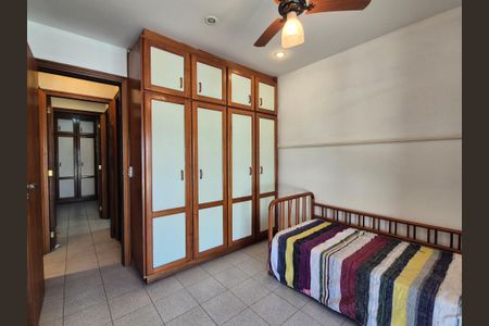 Apartamento à venda com 154m², 3 quartos e 2 vagasQuarto