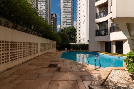 Apartamento à venda com 58m², 2 quartos e 1 vaga Apartamento à venda com 58m², 2 quartos e 1 vagaÁrea comum - Piscina