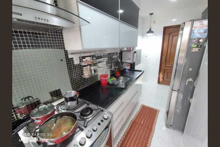 Apartamento à venda com 76m², 2 quartos e 1 vaga