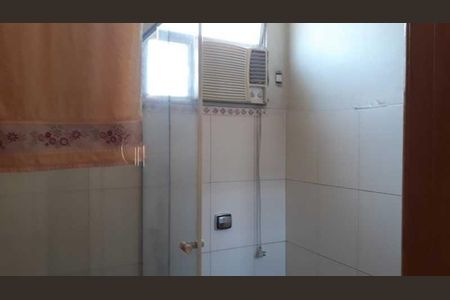 Apartamento à venda com 70m², 2 quartos e sem vaga