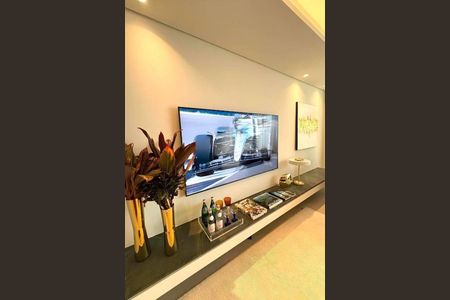 Apartamento à venda com 2 quartos, 90m² em Vila Olímpia, São Paulo