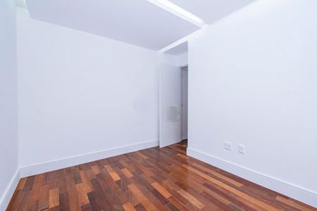 Apartamento à venda com 241m², 4 quartos e 3 vagas