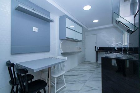 Apartamento à venda com 241m², 4 quartos e 3 vagas
