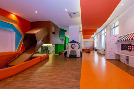 Apartamento à venda com 241m², 4 quartos e 3 vagas
