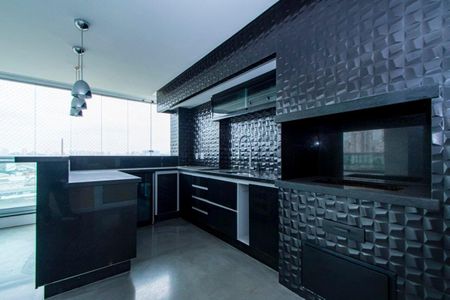 Apartamento à venda com 241m², 4 quartos e 3 vagas