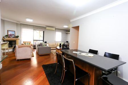 Apartamento à venda com 145m², 3 quartos e 3 vagasSala