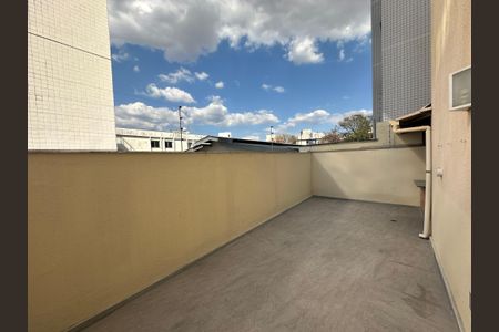 Apartamento à venda com 125m², 2 quartos e 2 vagas