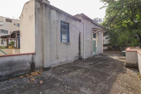 Casa à venda com 312m², 3 quartos e sem vaga