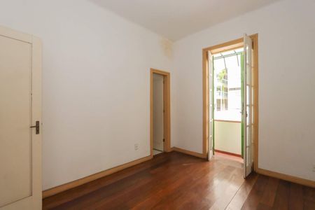 Casa à venda com 312m², 3 quartos e sem vaga