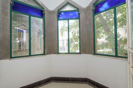 Casa à venda com 312m², 3 quartos e sem vaga