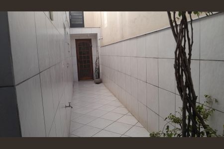Casa à venda com 105m², 3 quartos e 2 vagas