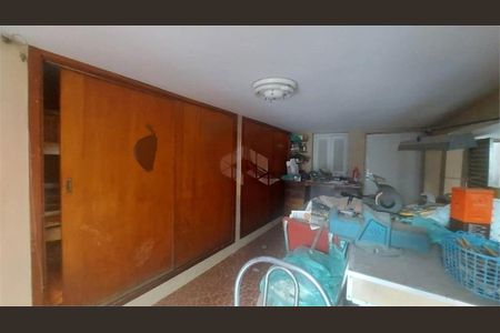 Casa à venda com 225m², 4 quartos e 2 vagas