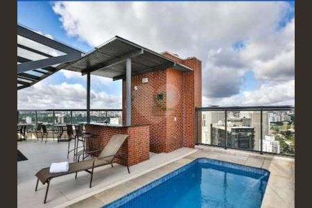 Apartamento à venda com 32m², 1 quarto e 1 vaga